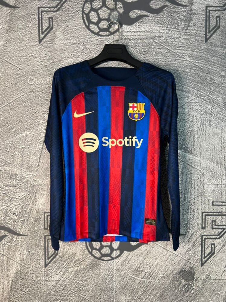لباس اول بارسلونا 2023 آستین بلند