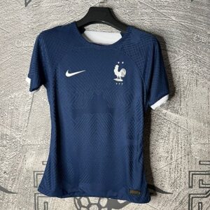 لباس اول فرانسه 2022 کانسپت پلیری