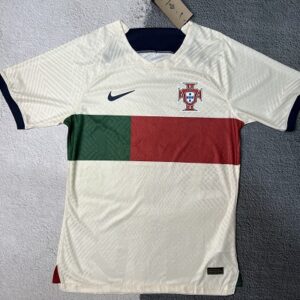 لباس دوم پرتغال جام جهانی 2022