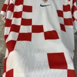 لباس اول کرواسی 2022 هواداری