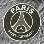 لوگوی مشکی پاریس