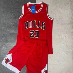لباس بسکتبال شیکاگو بولز (قرمز)