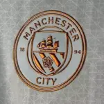 لوگوی منچستر سیتی روی لباس دوم فصل 2023-2024