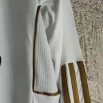 آستین لباس اول رئال مادرید 2012