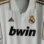 لباس اول رئال مادرید 2012