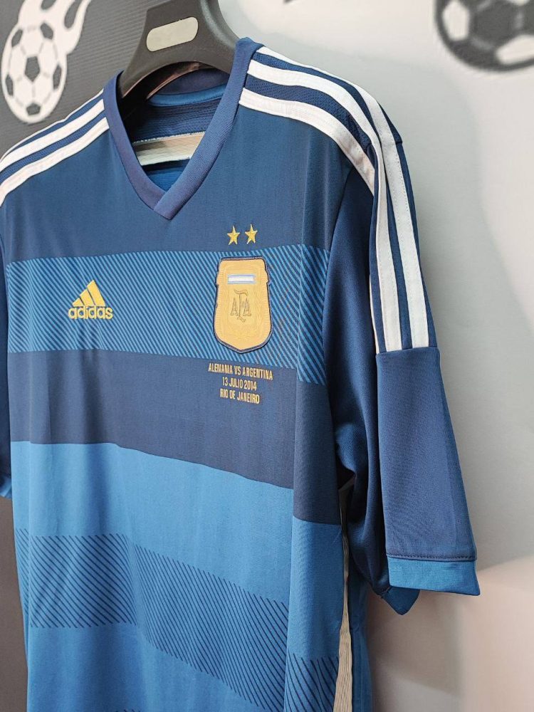 لباس دوم آرژانتین جام جهانی 2014