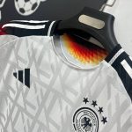 لباس اول آلمان 2024 یورو (پلیری)