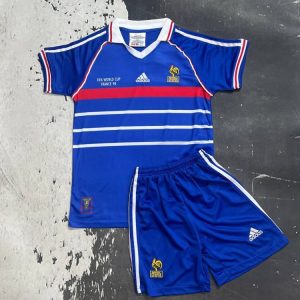 لباس اول بچه گانه فرانسه 1998